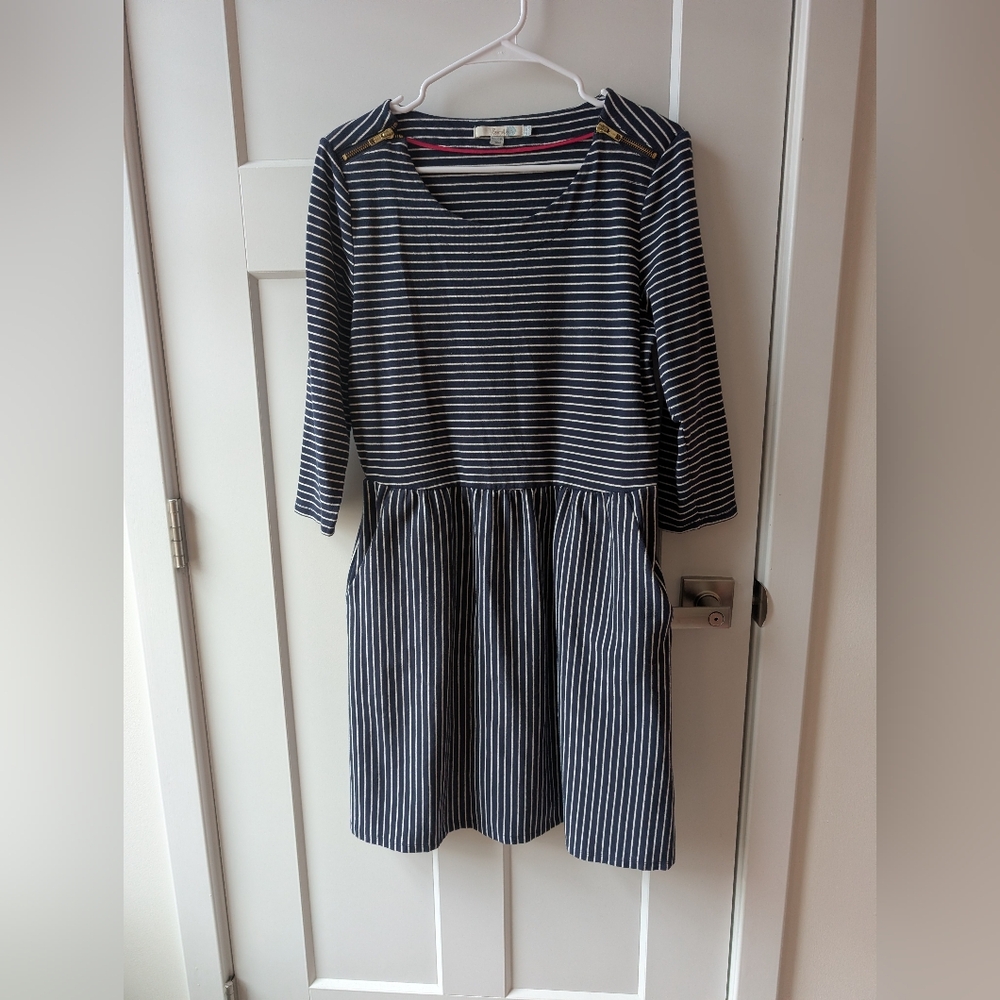 BODEN - Striped Navy and White Cotton Dress With Pockets!